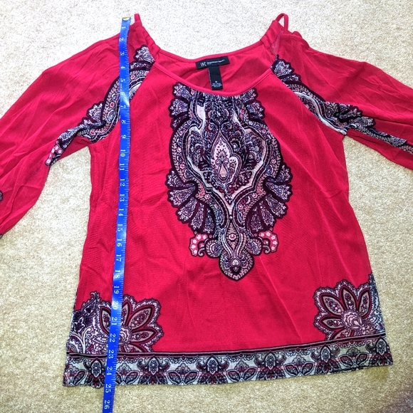 INC International Concepts Peekaboo Shoulder Top / Cold Shoulder Blouse - Picture 6 of 7